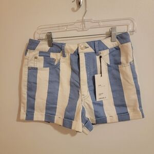 FOREVER 21 Shorts Womens Size 28  Stripe Coquette Barbiecore Fairy Angelcore Nwt